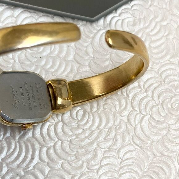 Vintage Gruen Precision Swiss Parts Diamond Accented Dial Hinged Bangle Watch - Picture 15 of 15